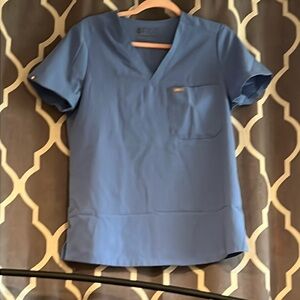 Figs Catarina top size small Ceil blue #1507 EUC